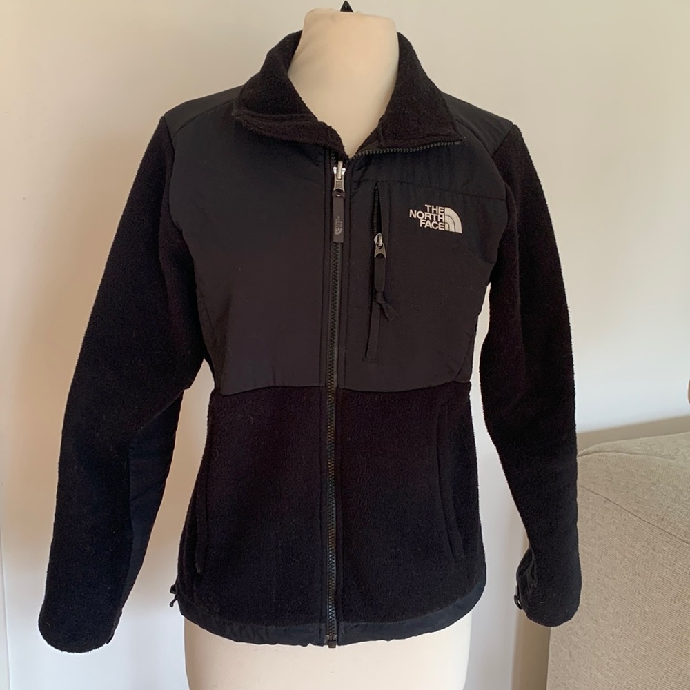 Women’s North Face Denali black fleece jacket